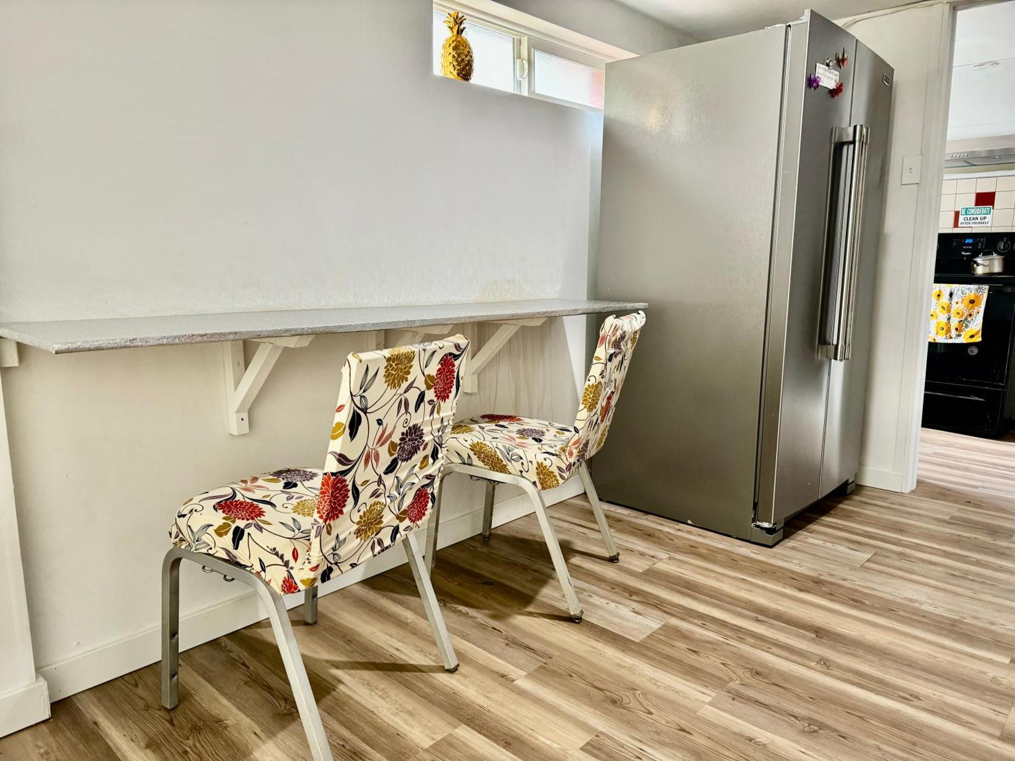 Private Tiny With Shared Bathroom Near Seatac Airport And Downtown Habitación en casa particular Seattle