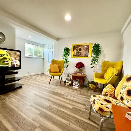 Private Room Tiny With Shared Bathroom Near Seatac Airport And Downtown Seattle Exterior photo